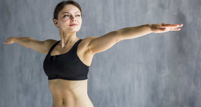 Руки становятся подтянутые, а не тонкими: силовые упражнения, которые реально работают даже дома