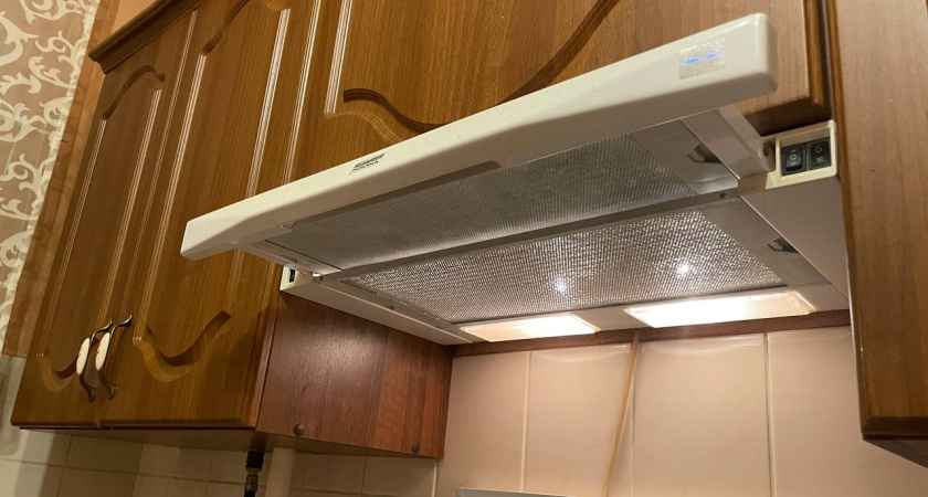 Почему умные хозяева давно отказались от вытяжки на кухне: нашли более удобный вариант - и эстетика на высоте