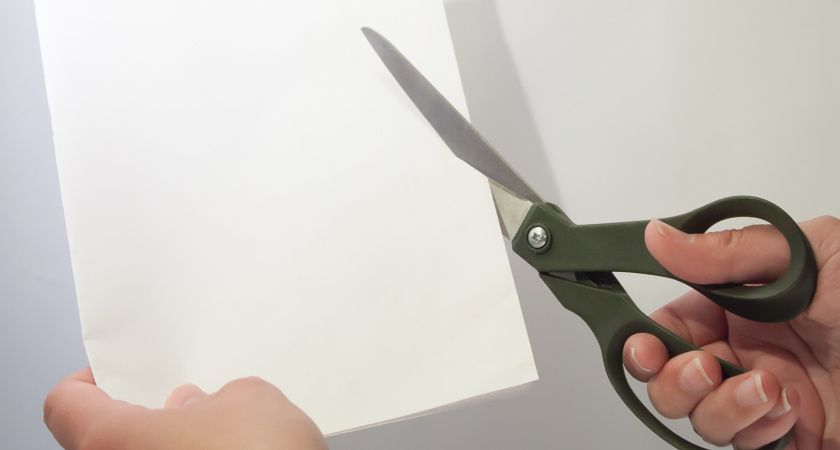 Ножницы снова режут как новые: Простой способ заточки без специальных инструментов