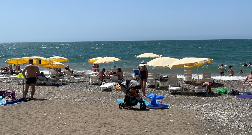 Найден настоящий алмаз для тех, кто любит спокойный отдых у моря: отличный пляж по приятной цене