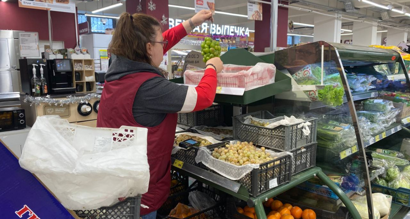 "Золотая" ягода: что за гигантский виноград появляется на полках и стоит ли его покупать - есть ли в нем химия