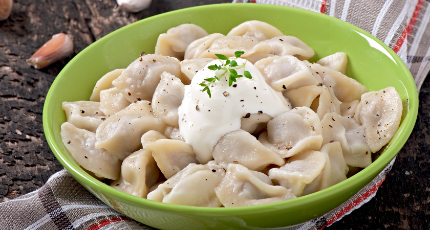 Перестала искать идеальные вареники и просто сделала их сама. Вот что получилось из картофеля, творога и тмина