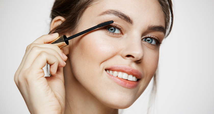 Наращивать ресницы больше не модно: теперь это считается дурным тоном - чем заменить 