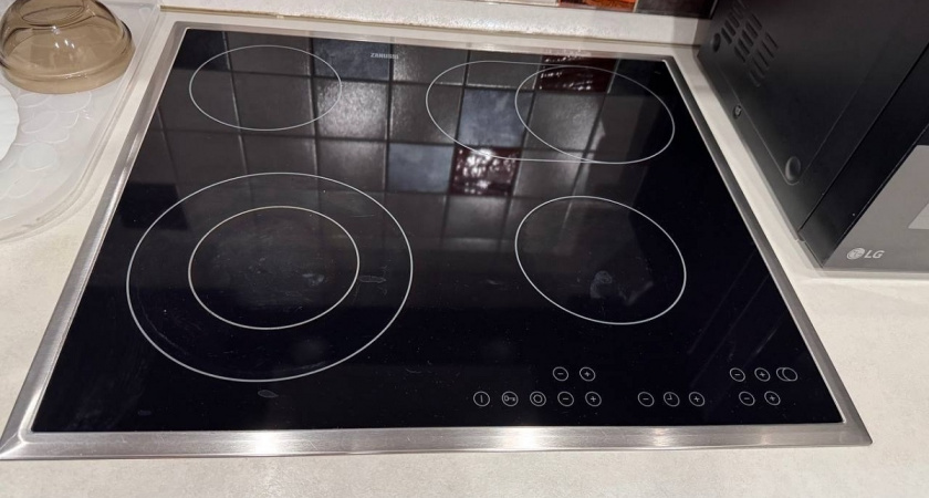 Я нашла способ, после которого плита всегда чистая: самодельное средство удаляет даже застарелый жир за 5 минут - стоит ноль рублей