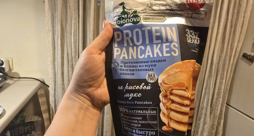 Нашла эту сместь в "Ленте", теперь масленница не грозит лишними килограммами: блинная смесь - ккалл меньше, а вкус восхитительный