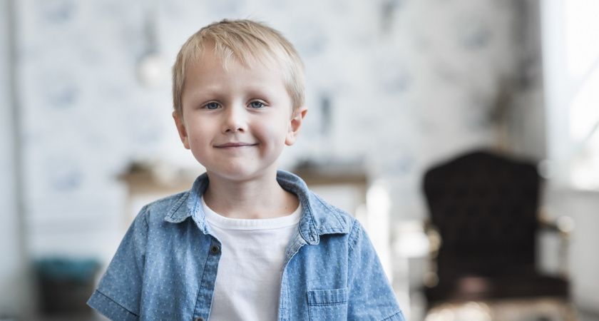 Это редкое имя для мальчика с глубокими корнями, означающее «образ», дарит носителю негромкую, но несгибаемую внутреннюю силу