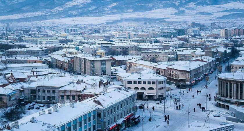 Этот город обогнал Москву и Питер по популярности: вот куда мечтают переехать - чистый воздух, горы, вкусная еда и нормальные цены