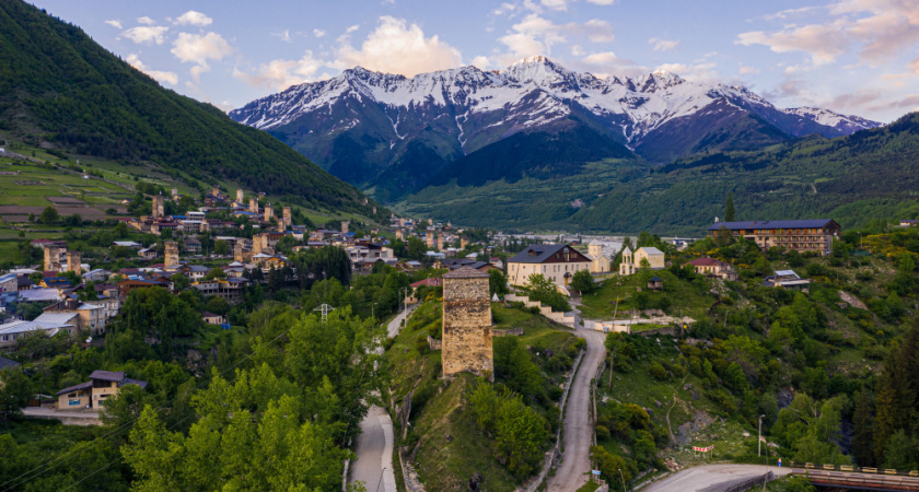 «Злые люди, змеи, грязь и невкусная еда»: туристы делятся своим разочарованием от визита в Абхазию – правдивый отзыв