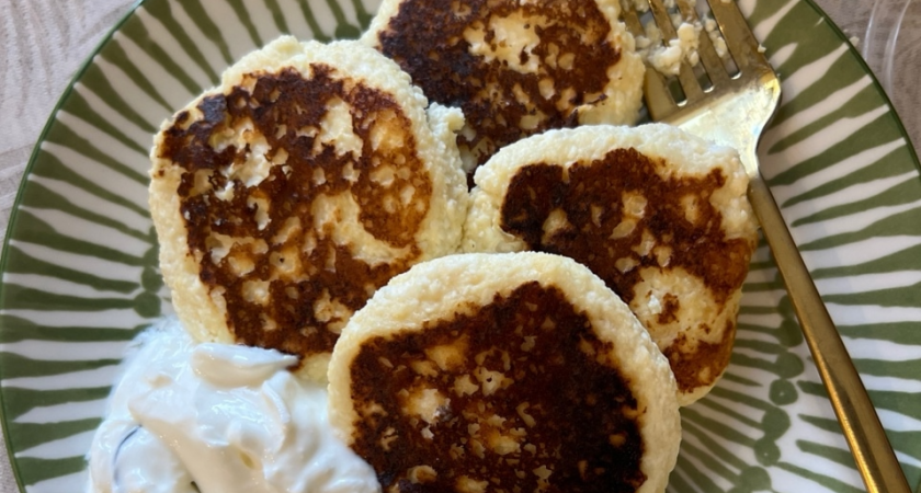 Как я научилась готовить правильные сырники - и исправила прежние ошибки: 5 секретов, которые сделают их идеальными