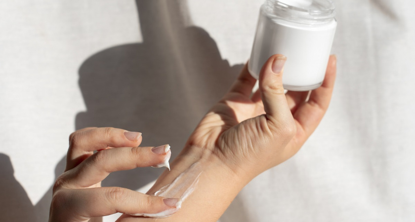 Кожа как у младенца – показываю недорогой российский крем для лица, который необходим в каждой женской косметичке