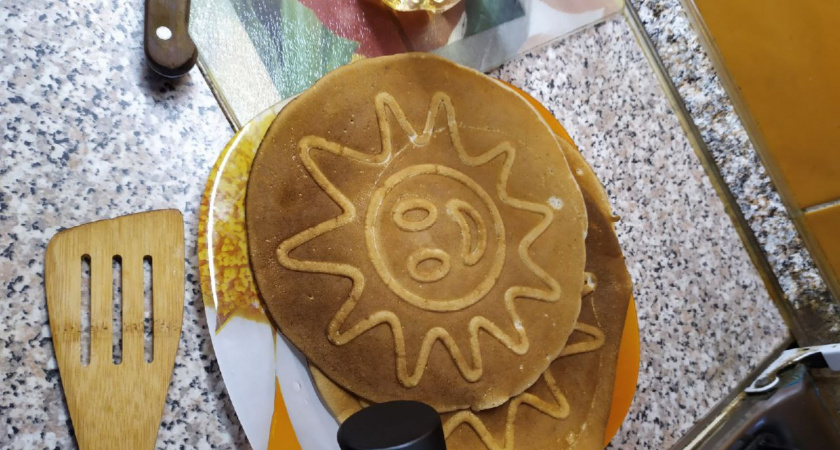 Идеальные блины за 15 минут: простые трюки, которые изменят вашу блинную жизнь — получаются как из ресторана