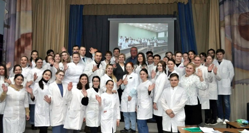 Министр здравоохранения Коми встретилась со студентами-медиками