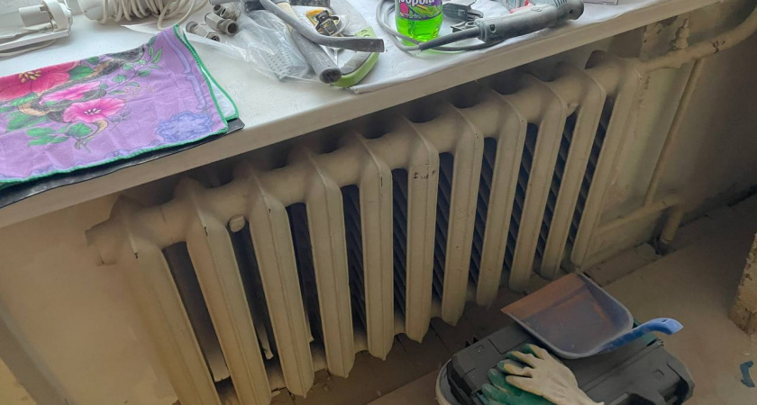 Положила это на подоконник и всю зиму живу в тепле - и не нарадуюсь: в доме жарко даже в - 40°C