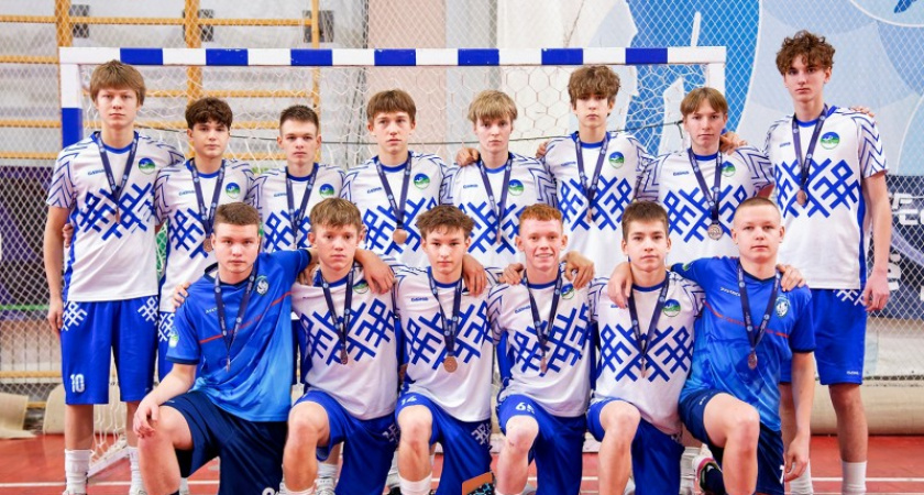 Юные футболисты Коми завоевали золото первенства Северо-Запада