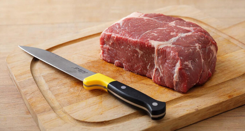 Купил "мраморный" кусок мяса в Светофоре и выкинул: вот почему. И какое на самом деле можно есть