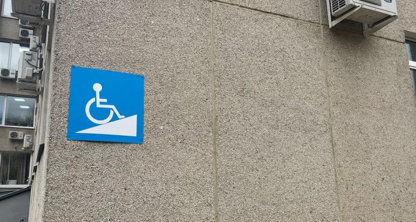 В столице Коми появилась швейно-вышивальная мастерская для профессиональной реабилитации людей с инвалидностью