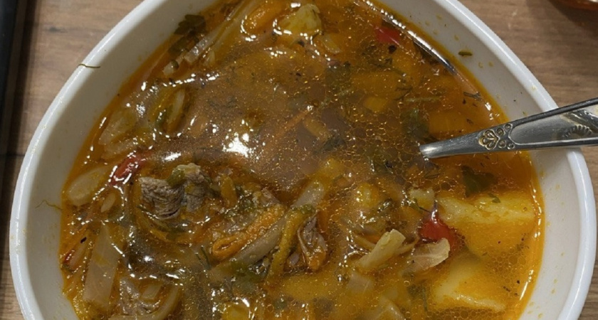 Куриный бульон прозрачный, как слеза, и ароматный, как в ресторане. Простые приёмы, о которых знают не все