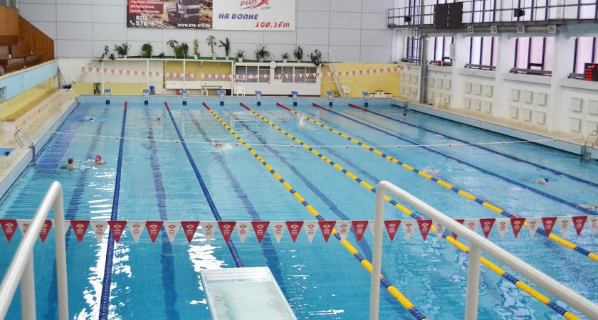 В Коми проверяют жалобы на кожные реакции у детей после занятий в бассейне