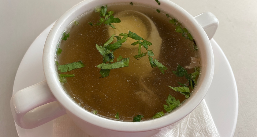 Суп из консервированной рыбы - простой рецепт, а по вкусу не хуже ресторанного