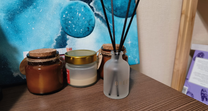 Магазинные освежители — в топку: 7 капель в стакан воды — и дома аромат как в райском саду