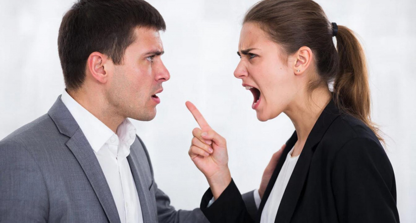 12 знаков зодиака: от мирных до самых опасных – кто способен нанести удар в спину