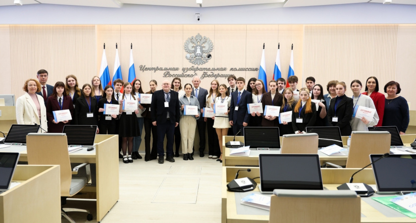 Олег Мезенцев из Ухты стал абсолютным победителем Всероссийской олимпиады "Софиум" по избирательному праву