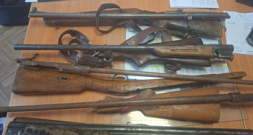 Житель Коми нашел в гараже оружие и боеприпасы и заработал 70 тысяч