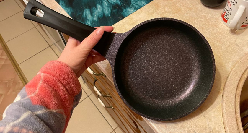1 стакан на 10-летнюю сковороду - она снова как новая: больше не нужно масло для жарки