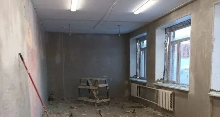 Школа №21 в Ухте обновляется: строители заменили окна и коммуникации