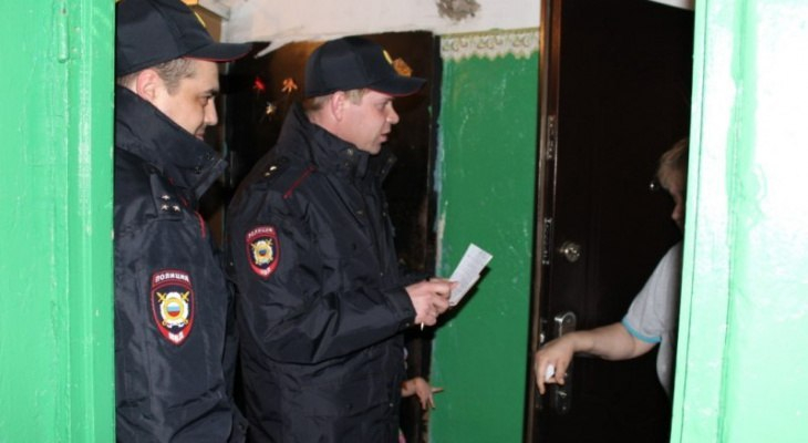 В Коми подросток украл у матери 287 тысяч рублей на кроссовки и одежду