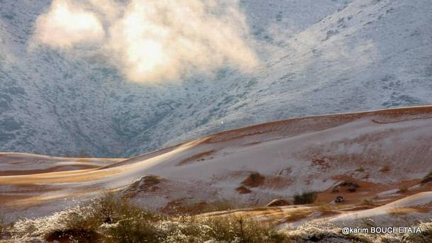 В пустыне Сахара вновь выпал снег