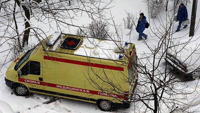В Коми скорая застряла в снегу, медики не смогли выехать