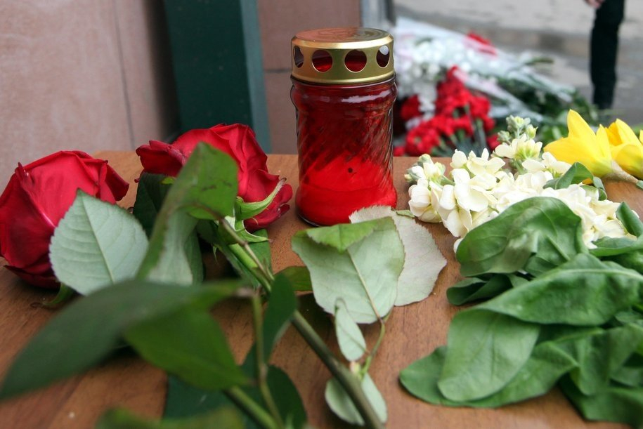 В Сыктывкаре почтили память погибших в пожаре Кемерова