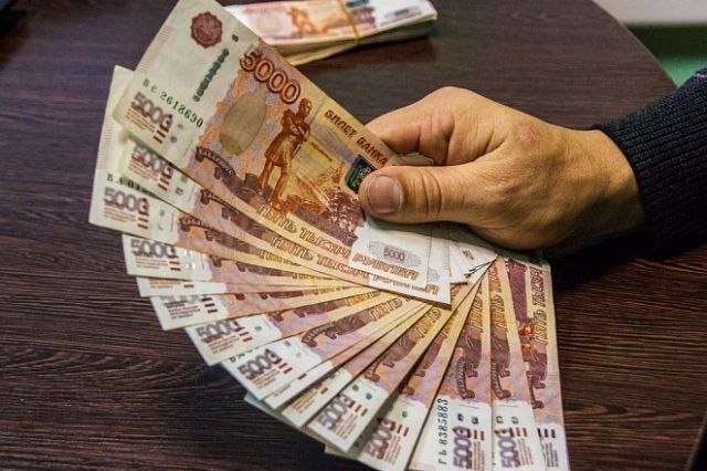 Житель Коми дал 60 тысяч мошеннику, который представился его племянником