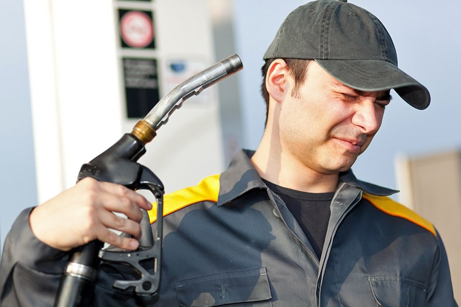 В Коми вновь дорожает бензин: УФАС проверит законность повышения цен