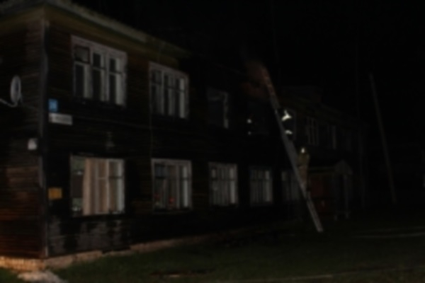 В Коми в пожаре в многоквартирном доме сгорел мужчина (фото)