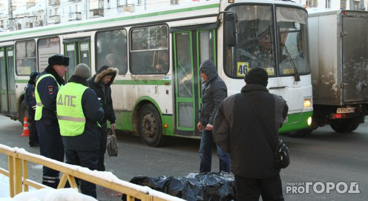 В Коми неизвестные обстреляли пассажирский автобус