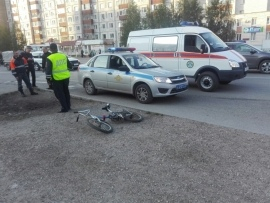 В Ухте неизвестный на "Жигулях" сбил велосипедиста и уехал (фото)