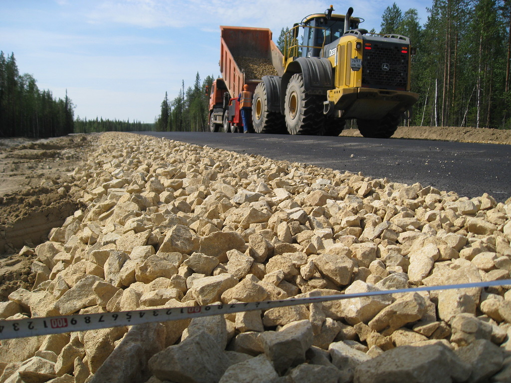 В Коми заканчивают строительство участка дороги «Сыктывкар – Нарьян-Мар»