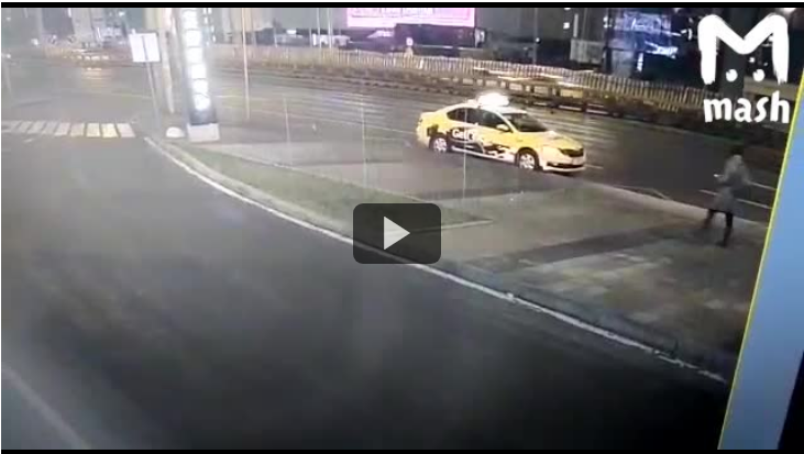 Новости России: В Москве отлетевшим колесом грузовика убило пешехода
