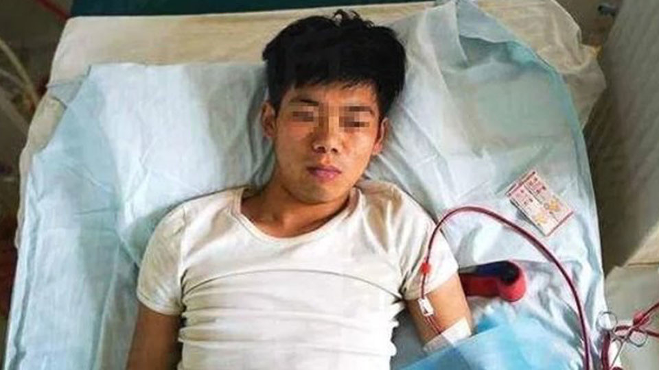 Новости мира: парень оказался прикован к постели после обмена почки на айфон