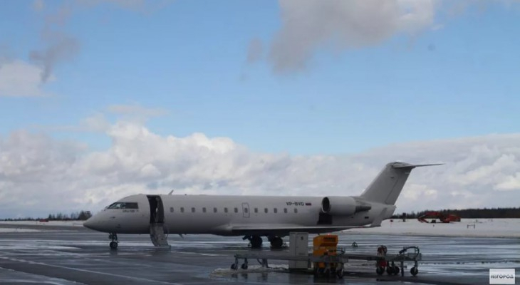 Новости России: пассажир самолета избил стюардессу (есть видео)