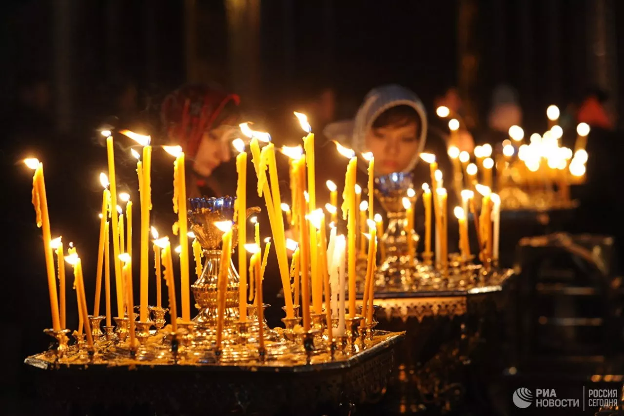 Фото к статье: Православные христиане встречают Прощеное воскресенье