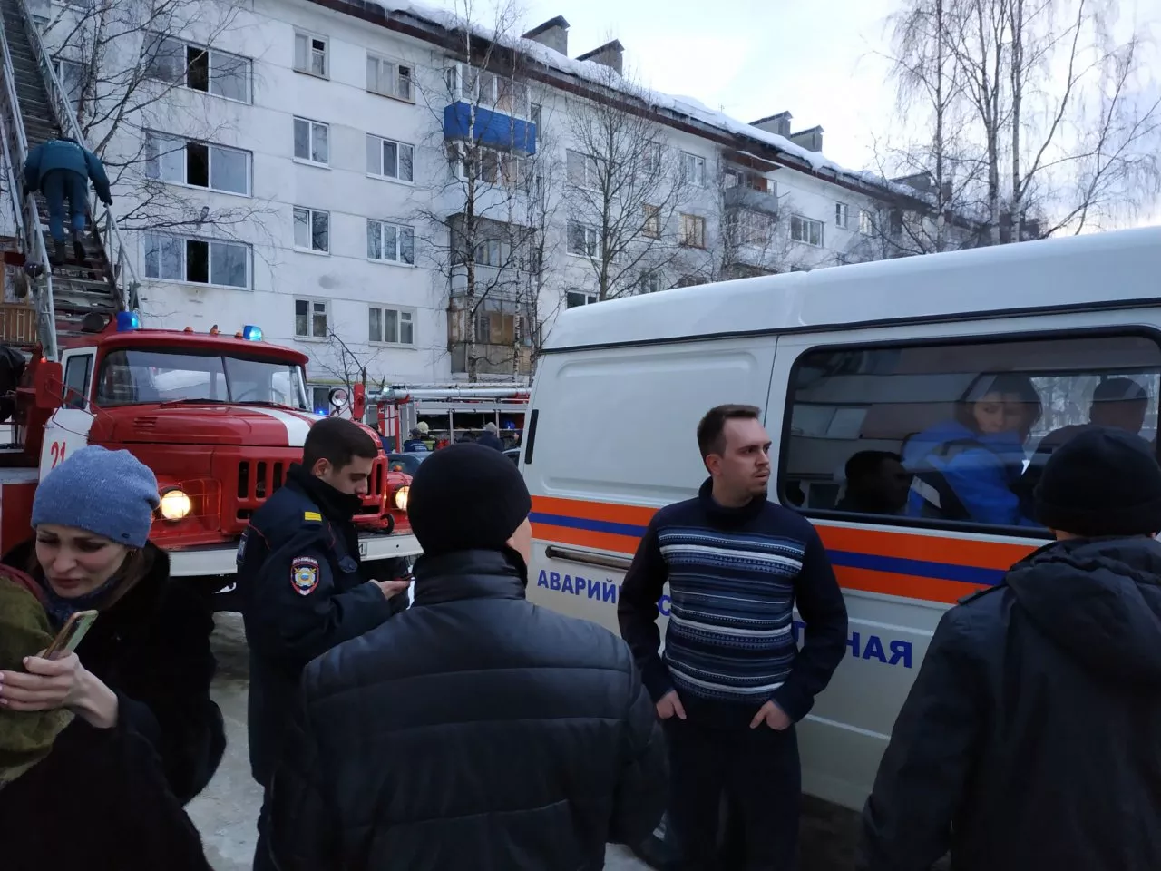 Фото к статье: В Ухте по вине лже-газовиков вспыхнула квартира (фото, видео)