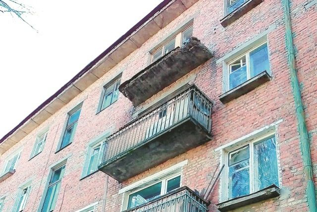 Под Сосногорском на балконе дома нашли тело мужчины