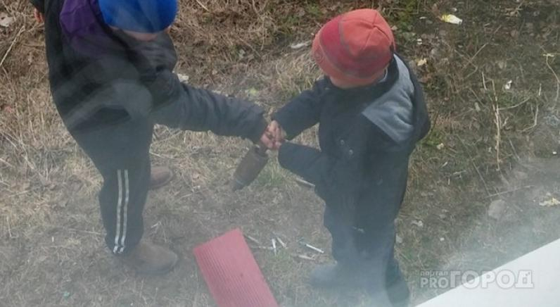 Дети из Коми, которые играли использованными шприцами, прославились на всю Россию