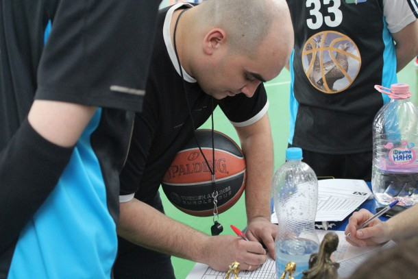 Баскетболисты Сосногорска собирали пожертвования для ребенка с ДЦП