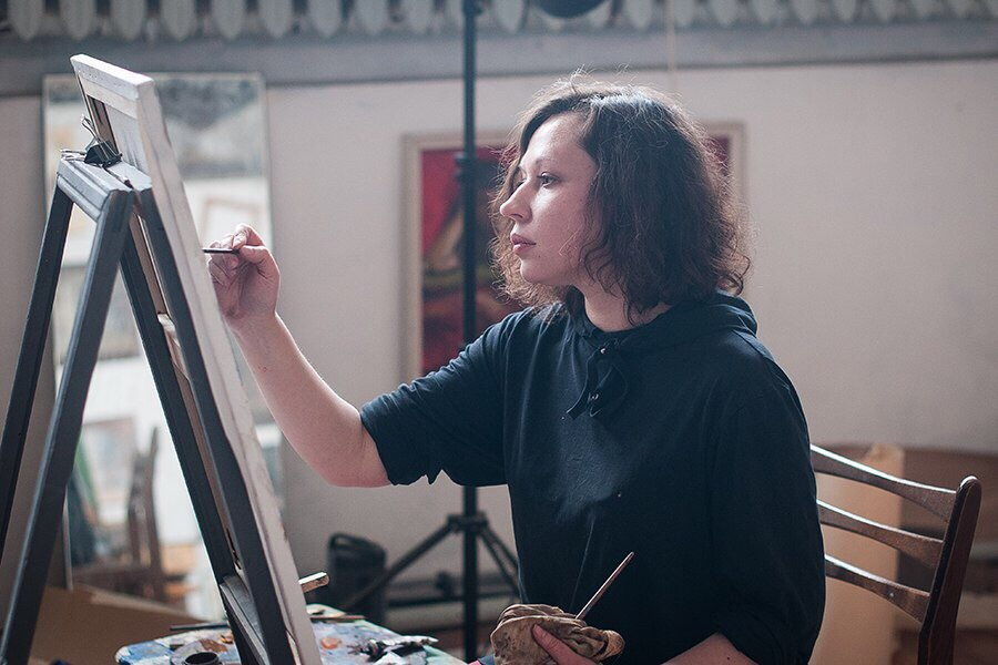 Художница Ася Маслова стала первой женщиной из Ухты, которую приняли в Союз художников России