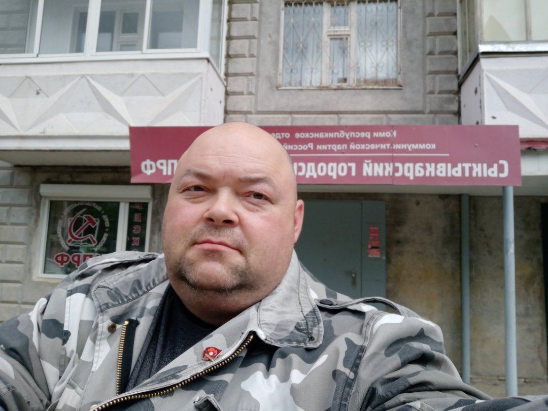 В Ухте умер блогер-коммунист Александр Огарков