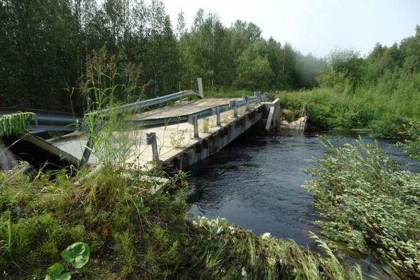 Под Сосногорском началось восстановление автомобильного моста